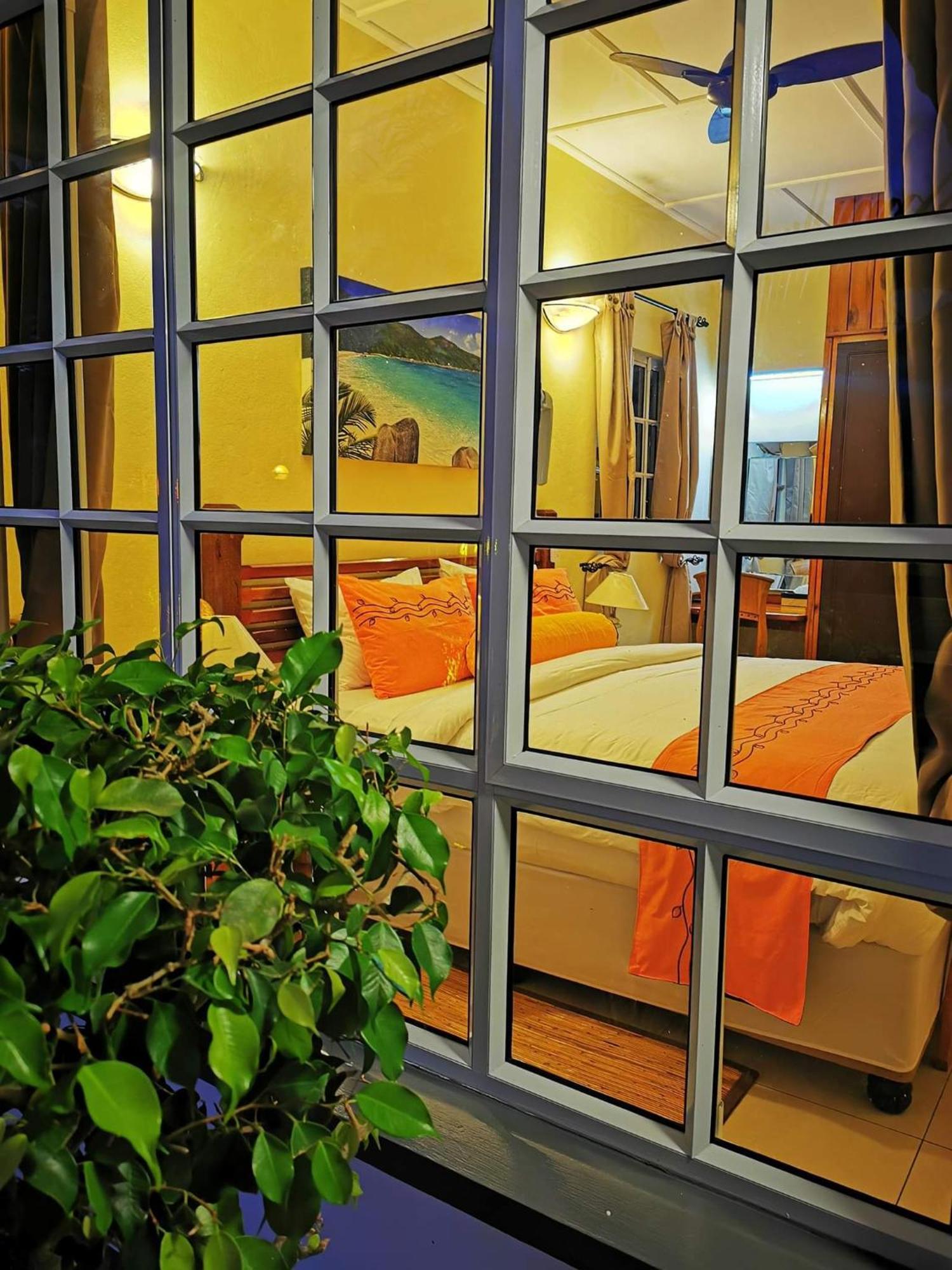 Maison Charme De L'Ile La Digue Exteriör bild